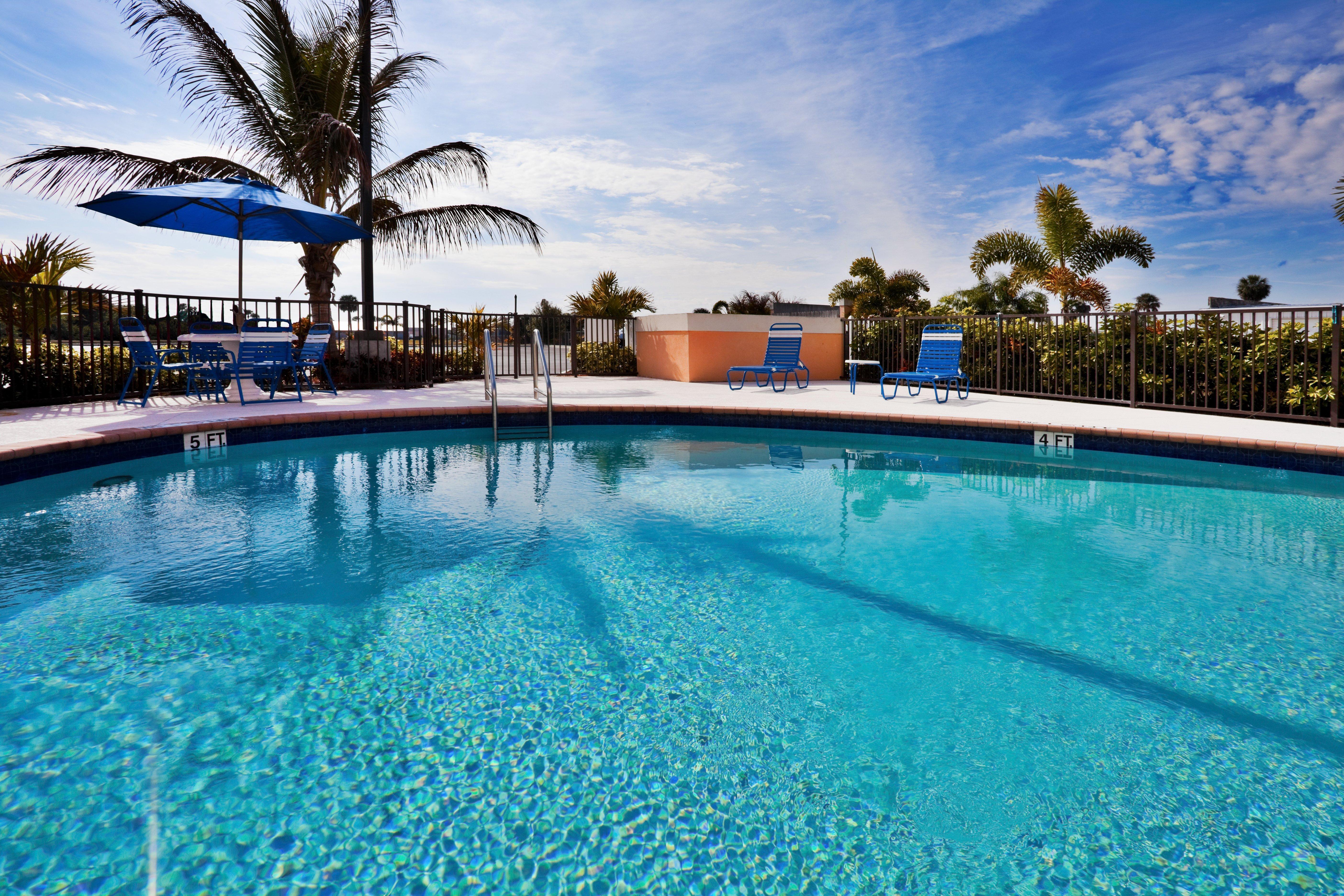 Holiday Inn Express Lake Okeechobee By Ihg Bagian luar foto